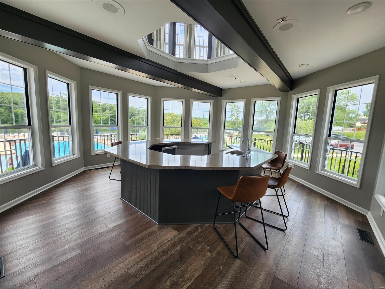 16598 Centerpointe Drive