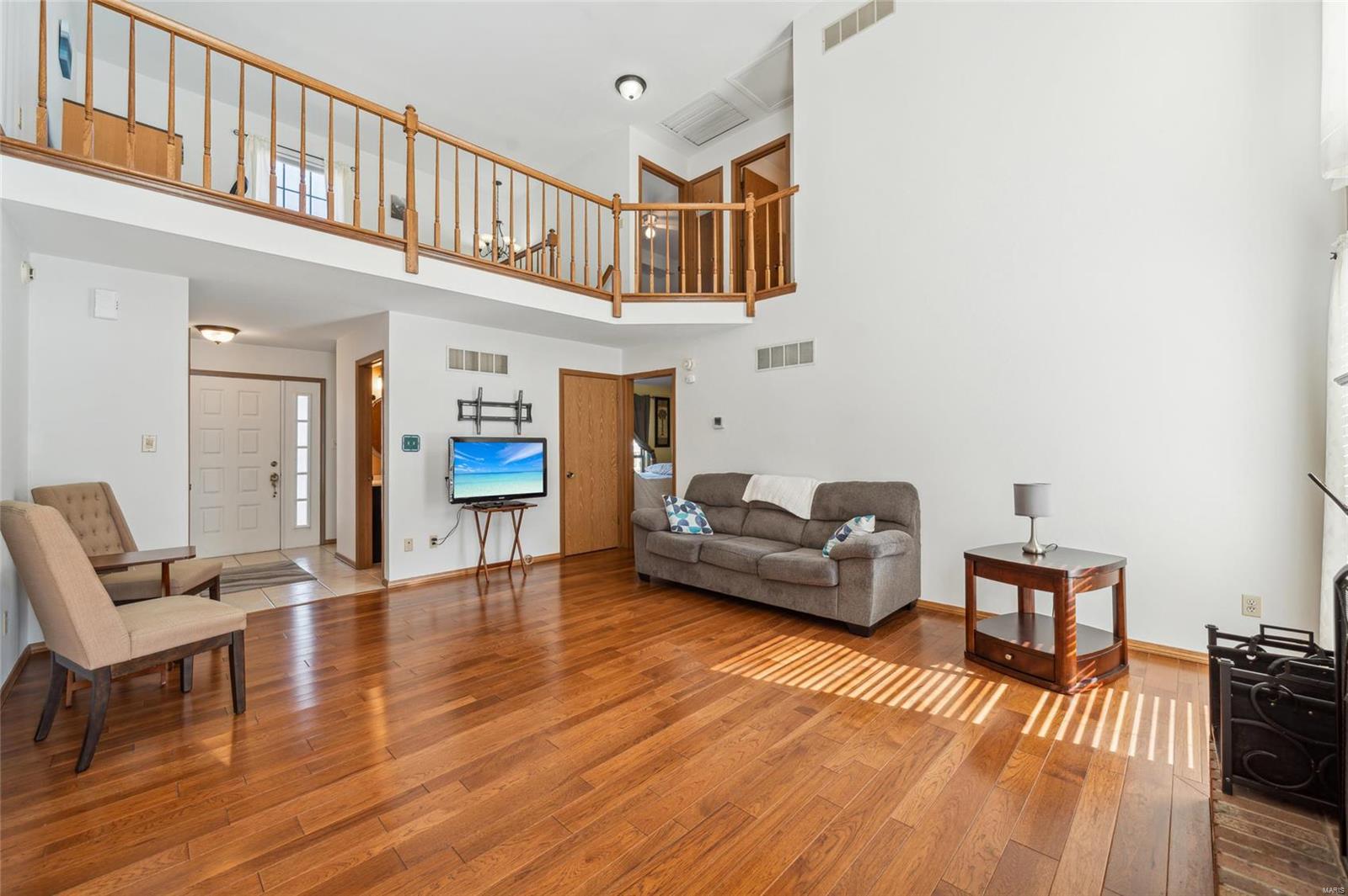 942 Oakwood Farms Lane