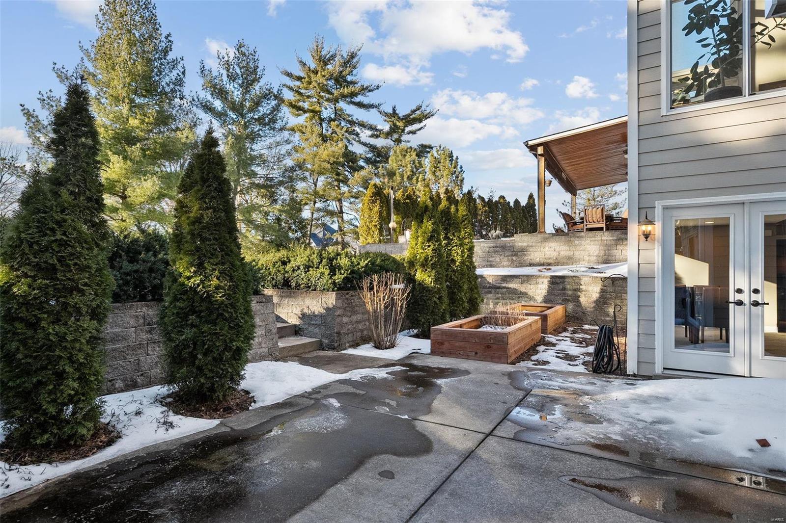 1127 S Mason Road