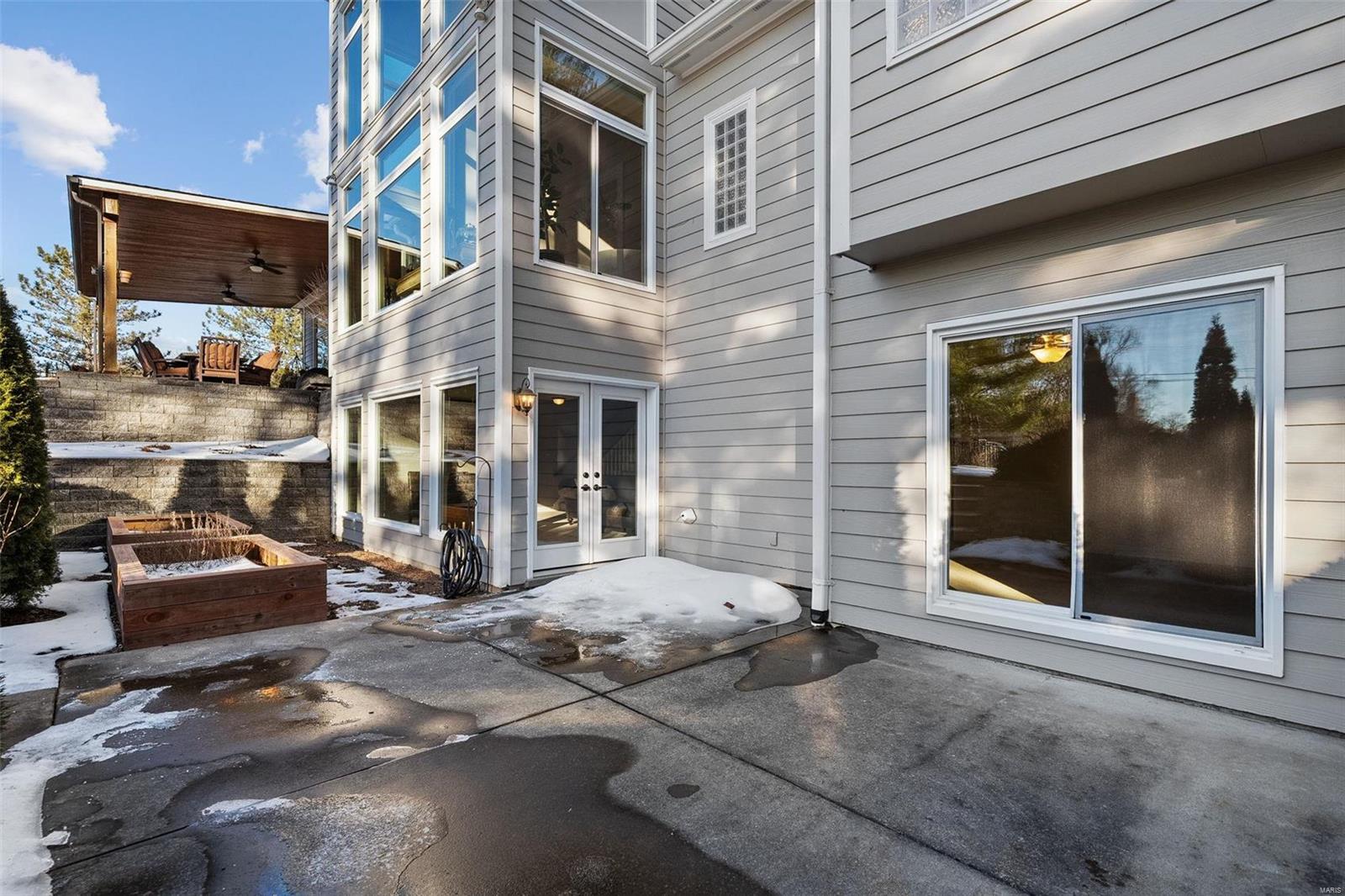 1127 S Mason Road