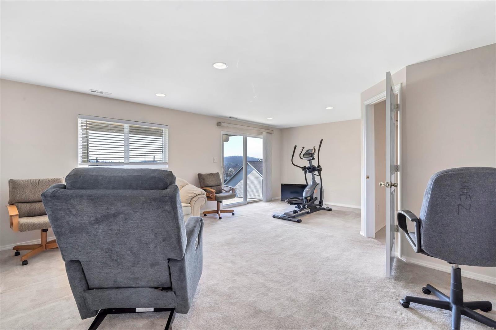 1248 Hunters Chase Drive