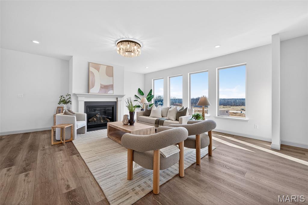 1 Country House Court