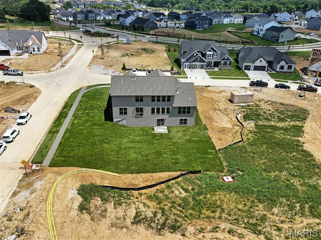 1 Country House Court