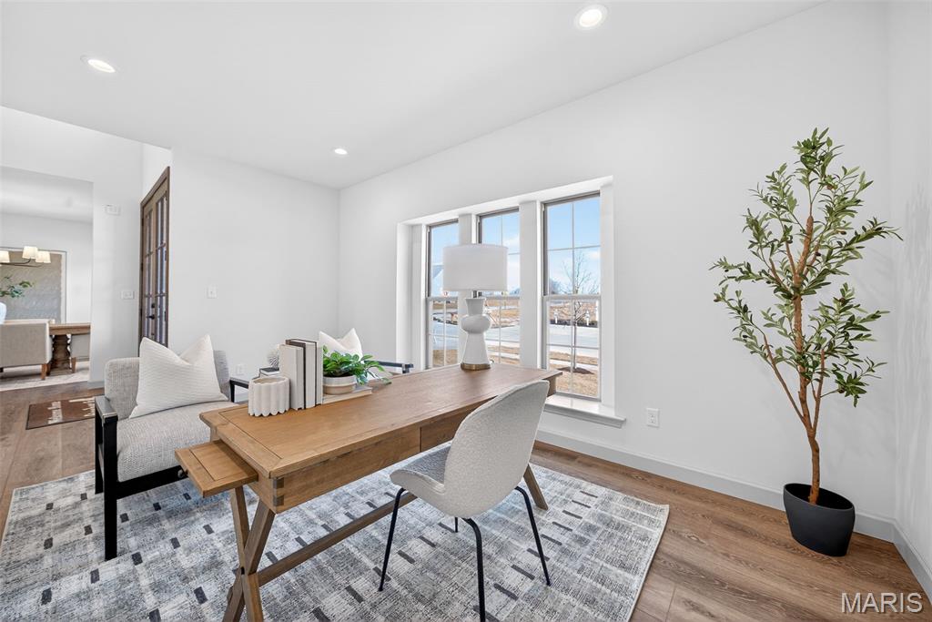 1 Country House Court