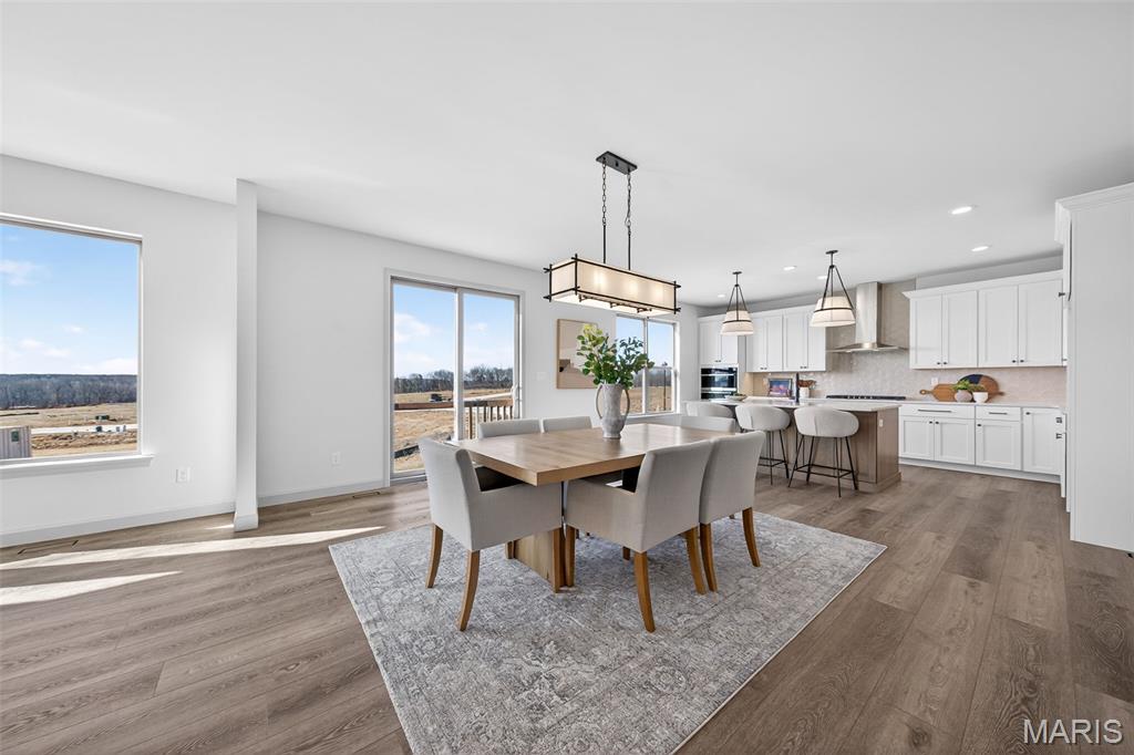 1 Country House Court