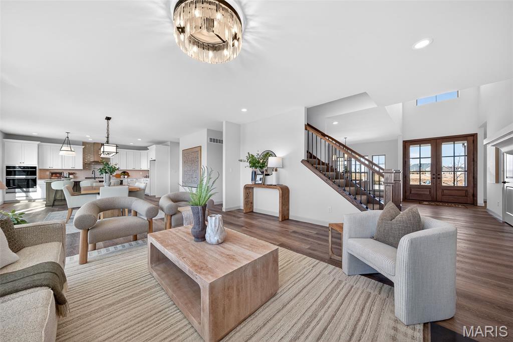 1 Country House Court