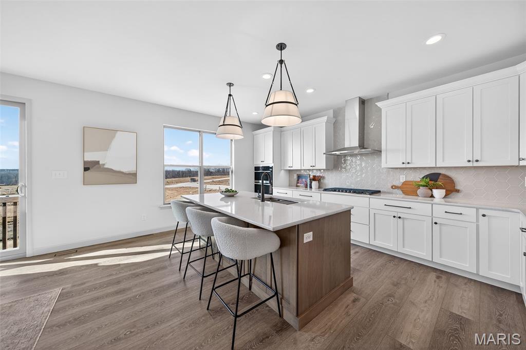 1 Country House Court