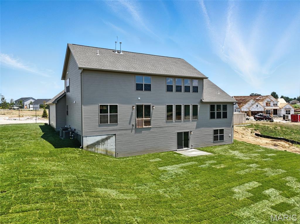 1 Country House Court