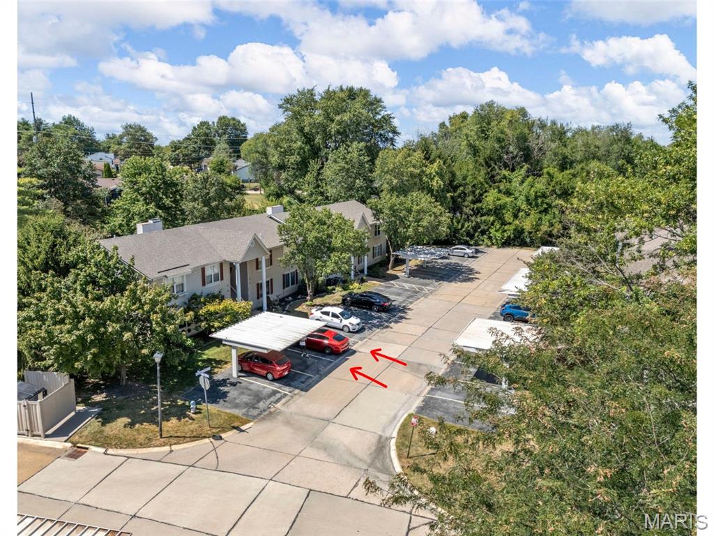 33 Sugar Grove Courts Unit: 11