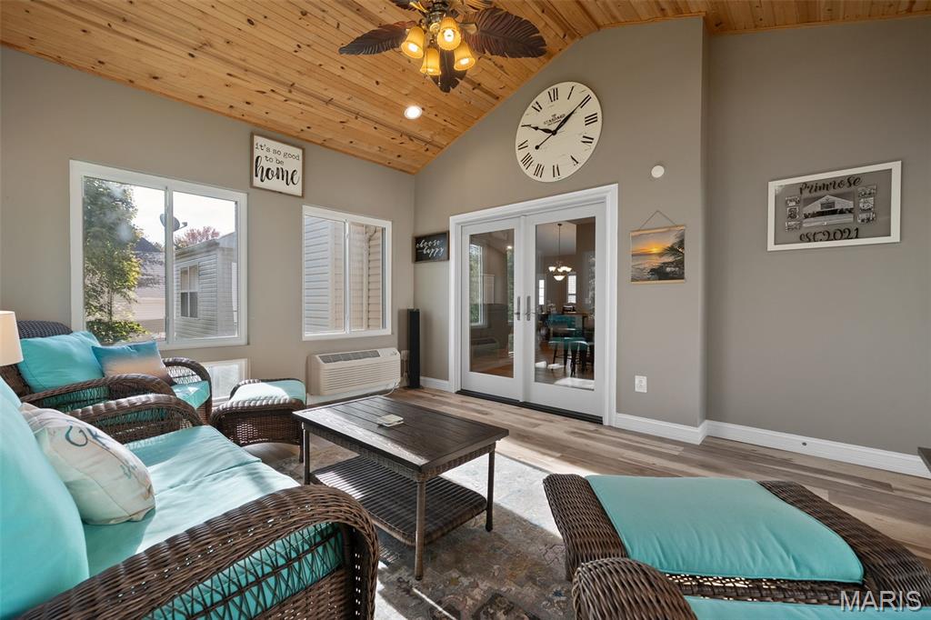819 Honeywood Drive