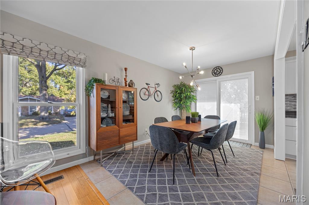 8 Cedarwood Court