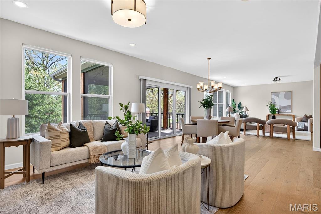 978 Silver Buck Lane