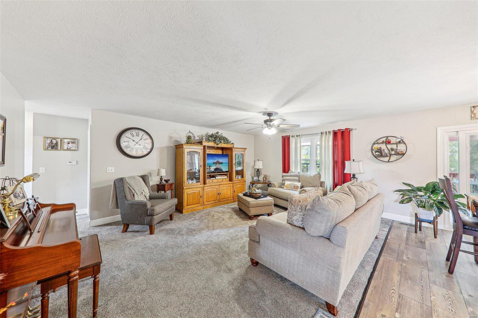33 Quail Run Drive