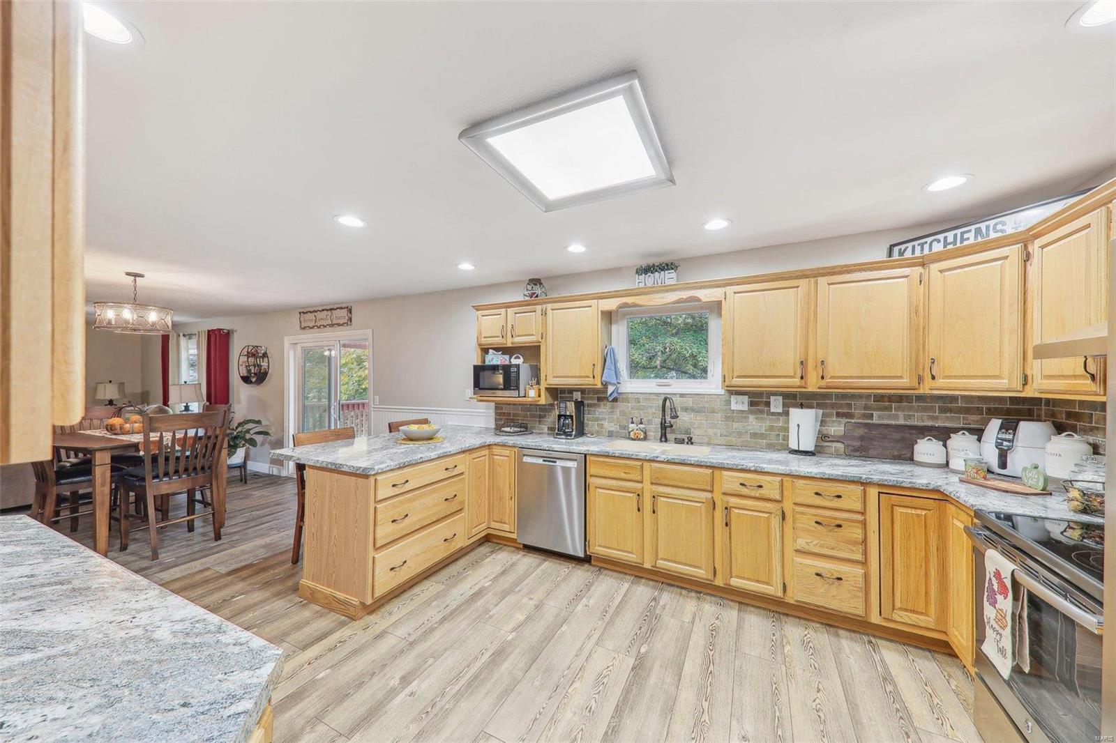33 Quail Run Drive