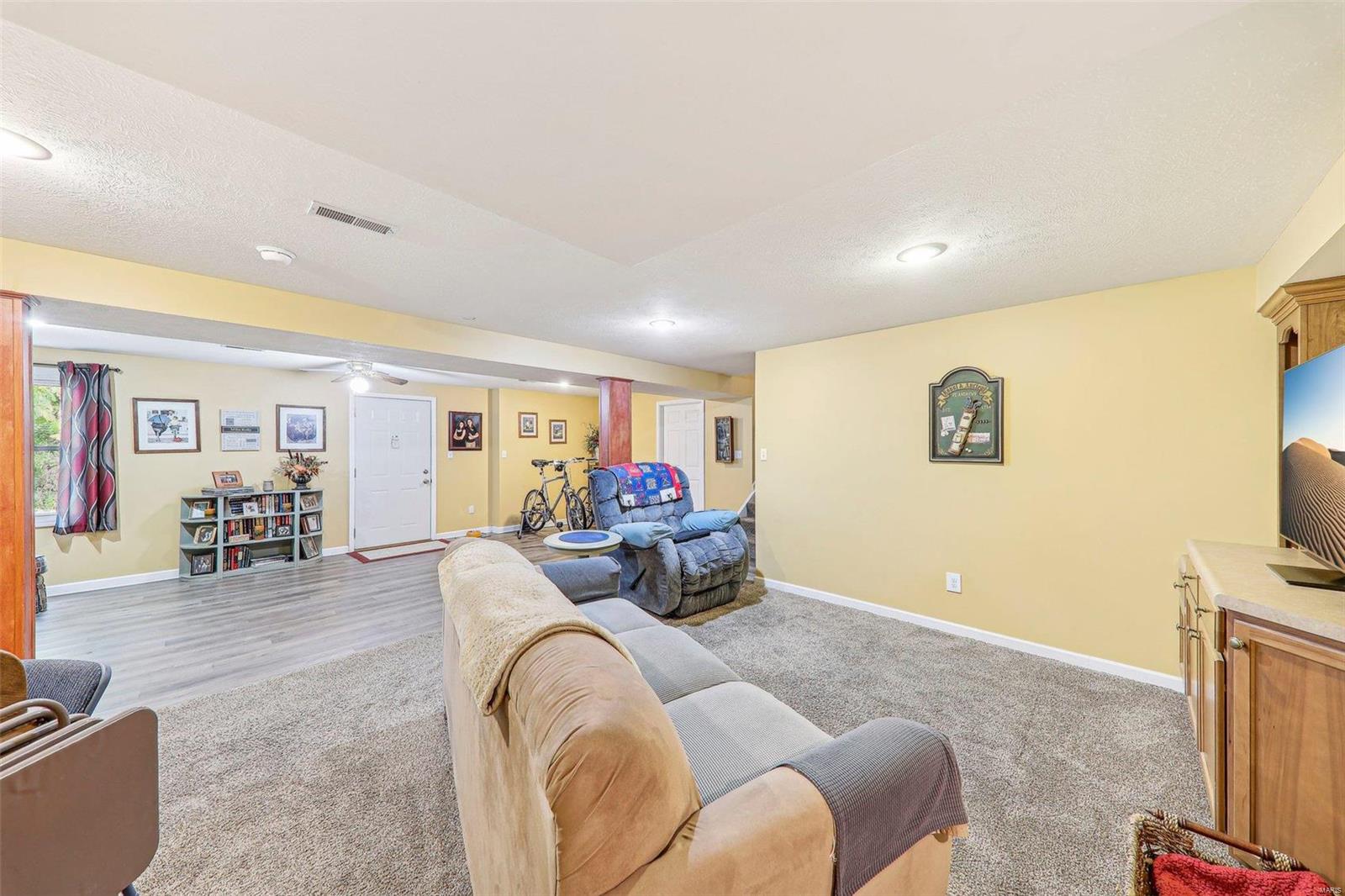 33 Quail Run Drive