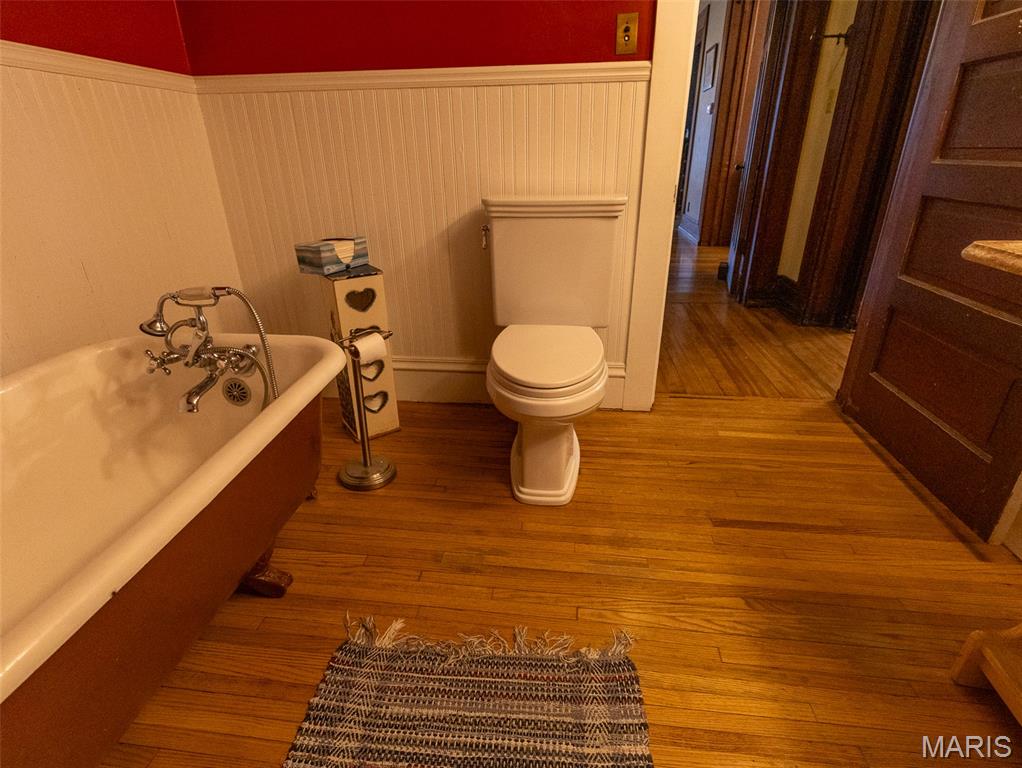 905 E 1st North Street