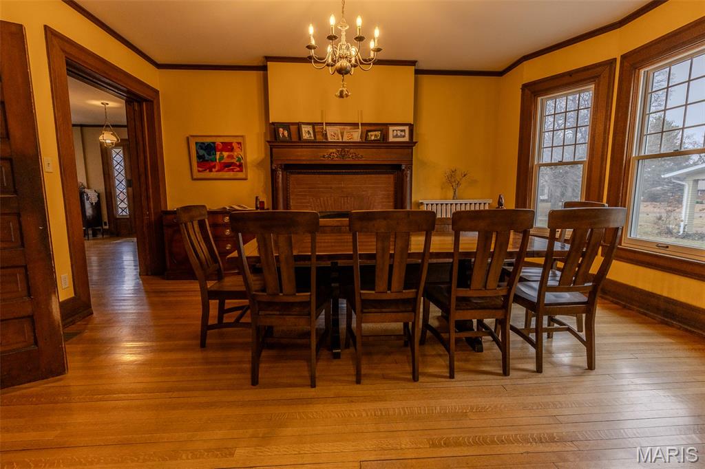 905 E 1st North Street