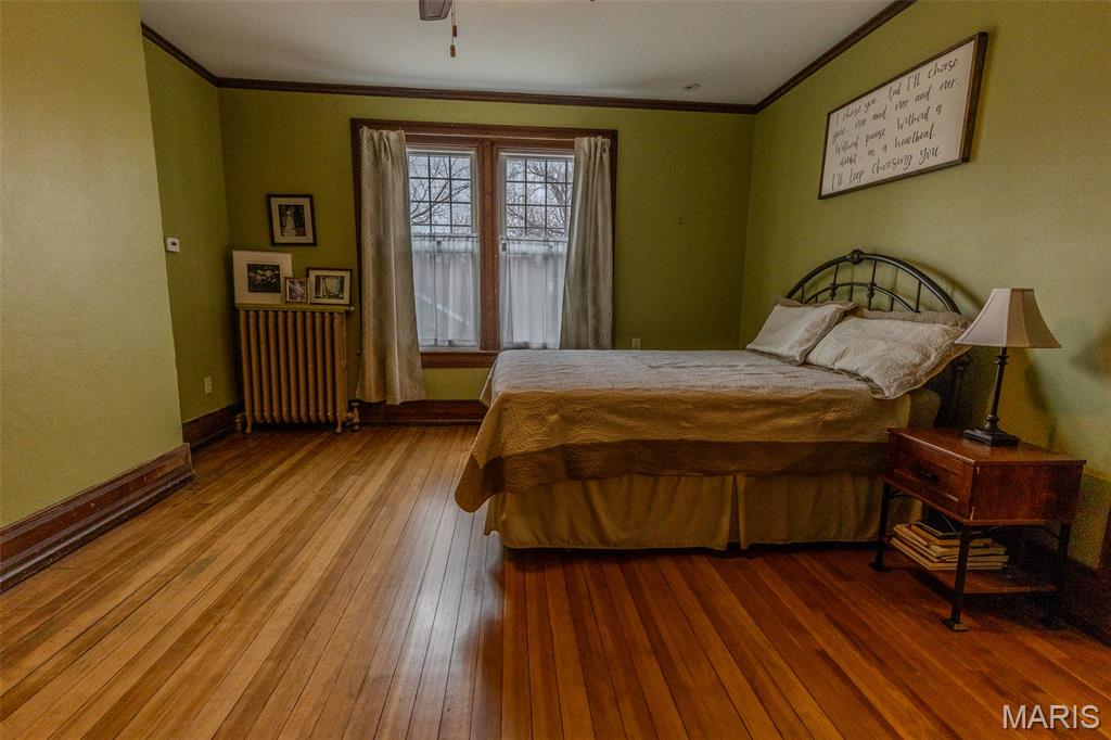 905 E 1st North Street