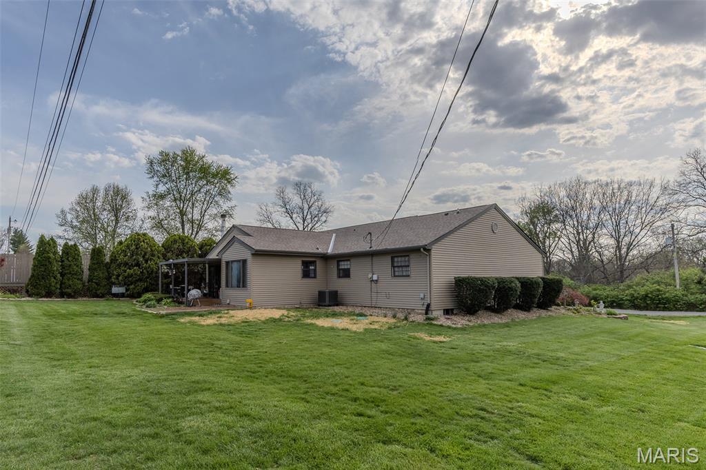 7 Hickory Lane