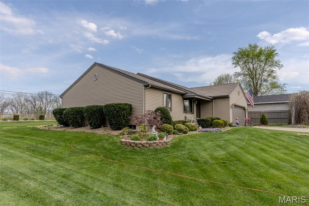 7 Hickory Lane