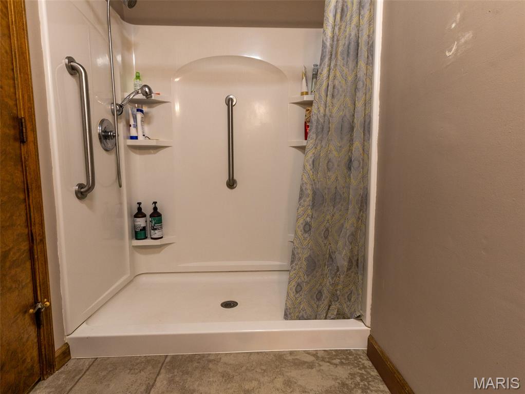 7 Hickory Lane