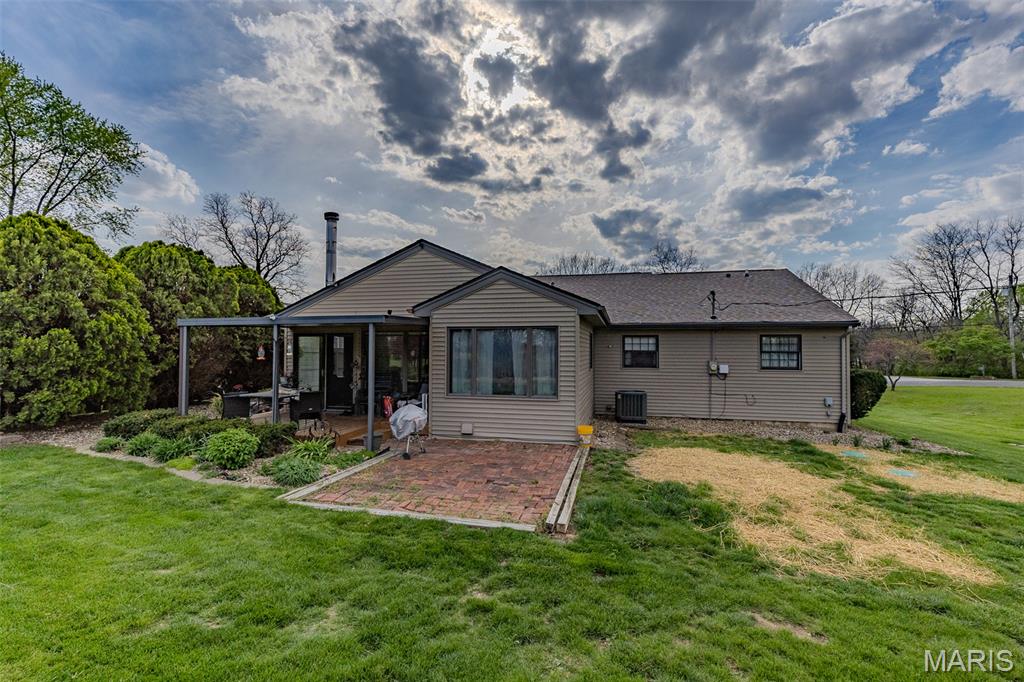 7 Hickory Lane