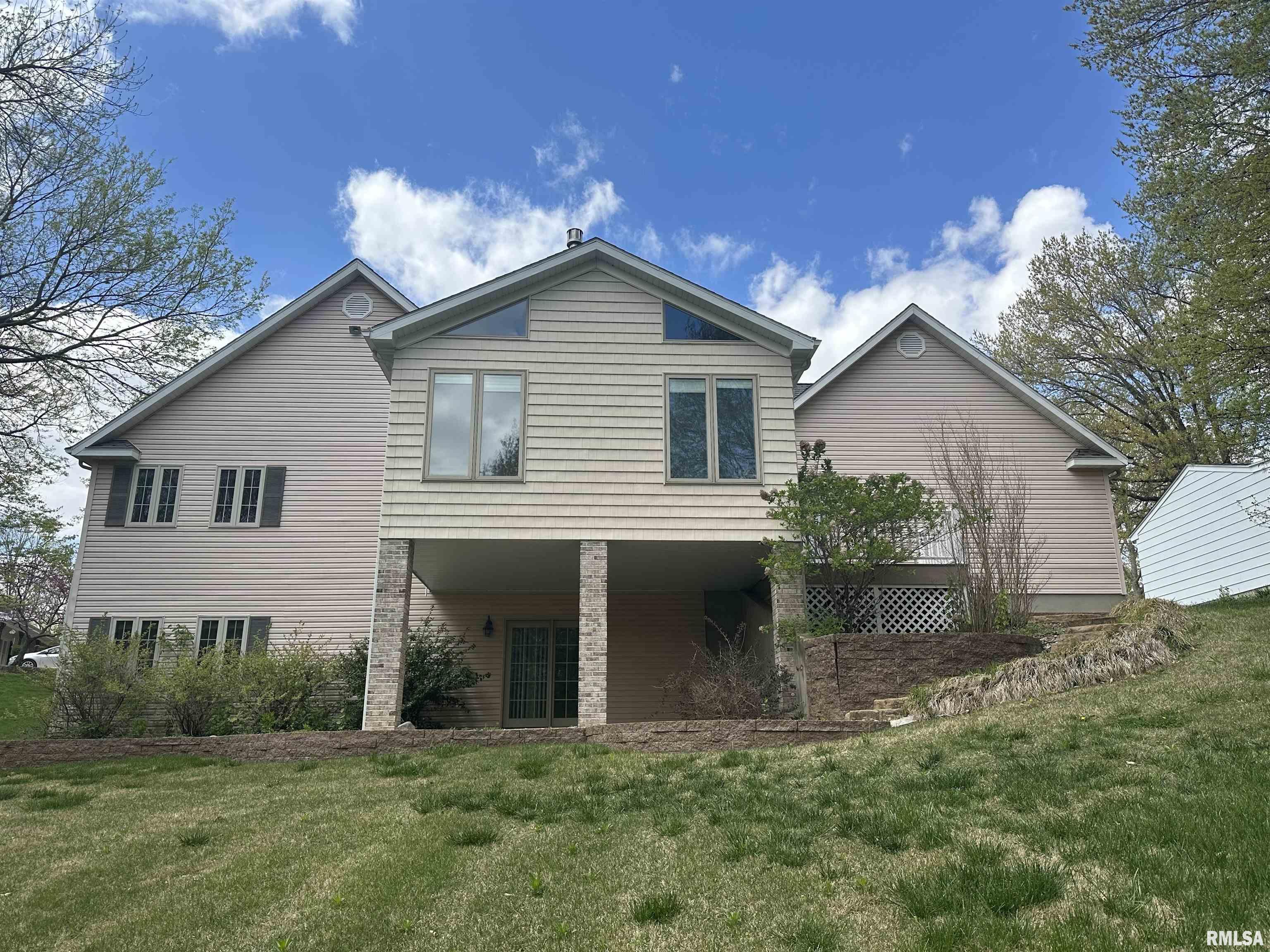 11 TIMBER Lane