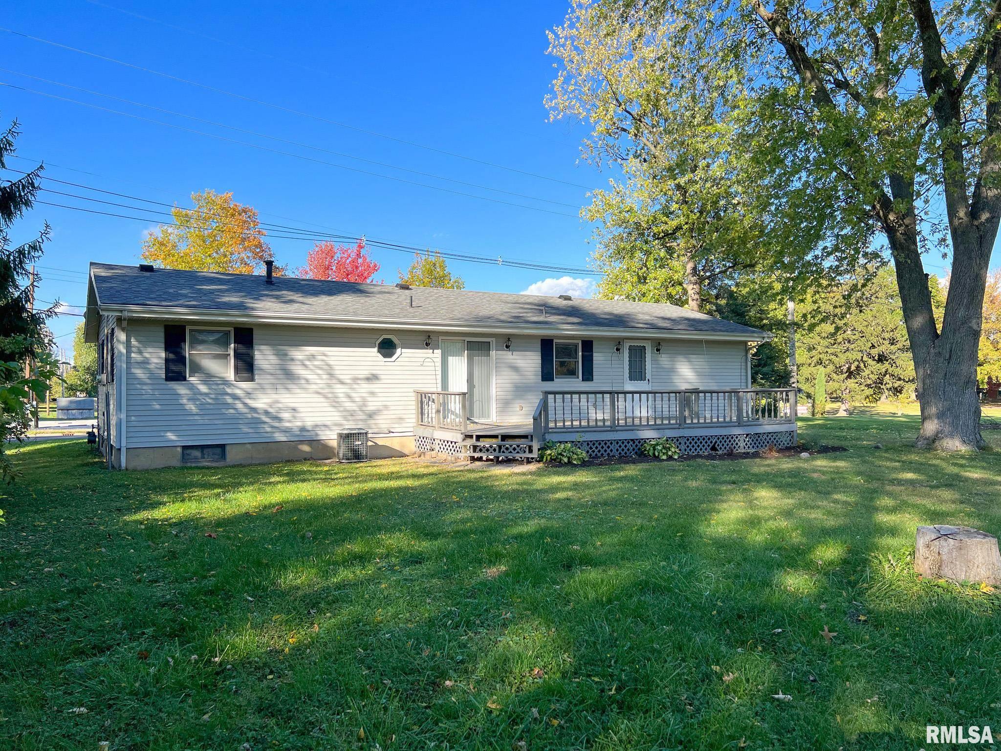 613 E NICHOLAS Street