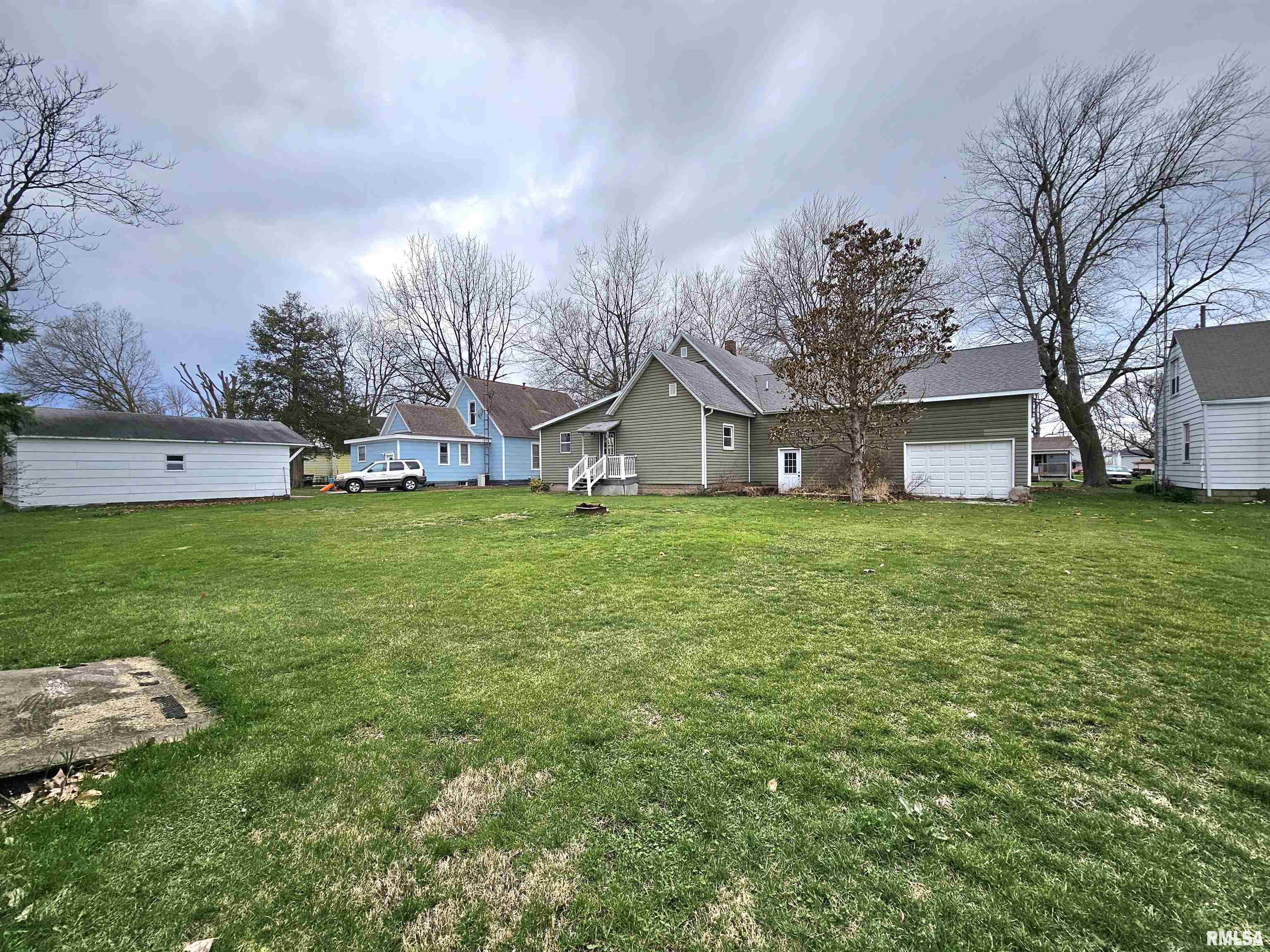 616 N SHERMAN Street