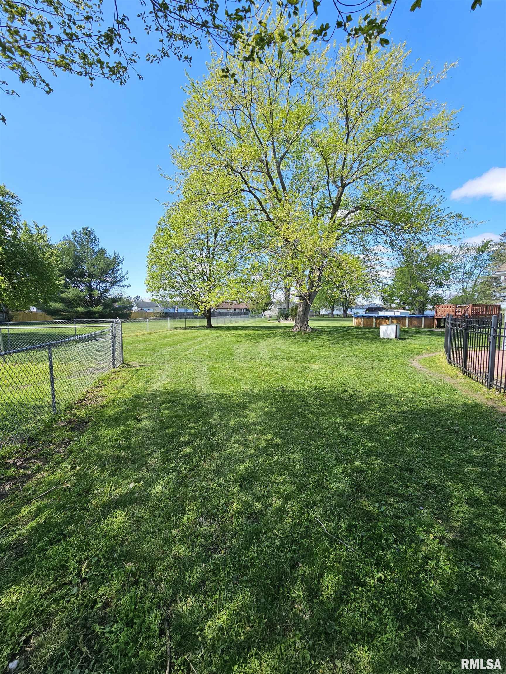 701 N ALLEN Drive