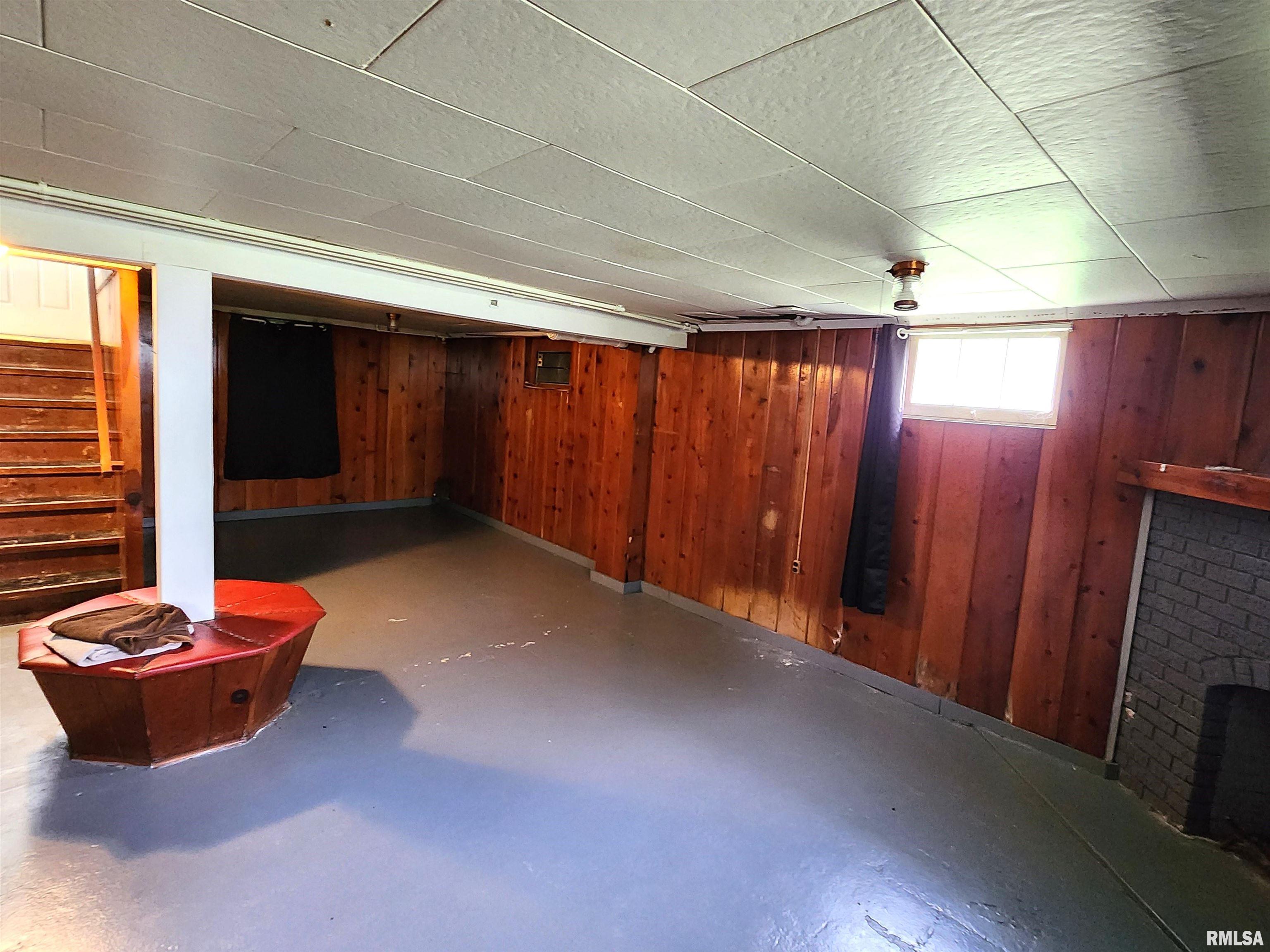 419 N 10TH Street