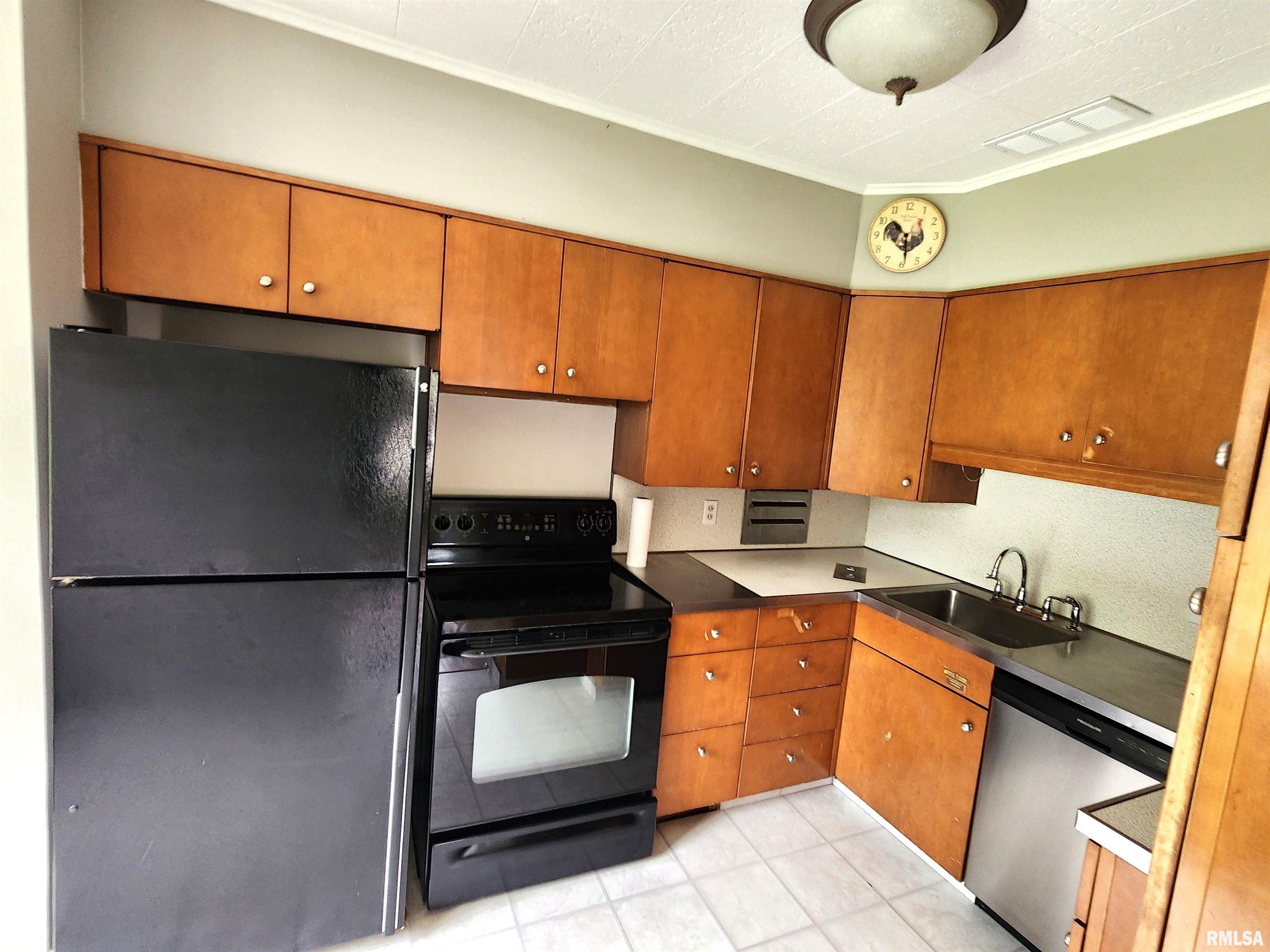 419 N 10TH Street