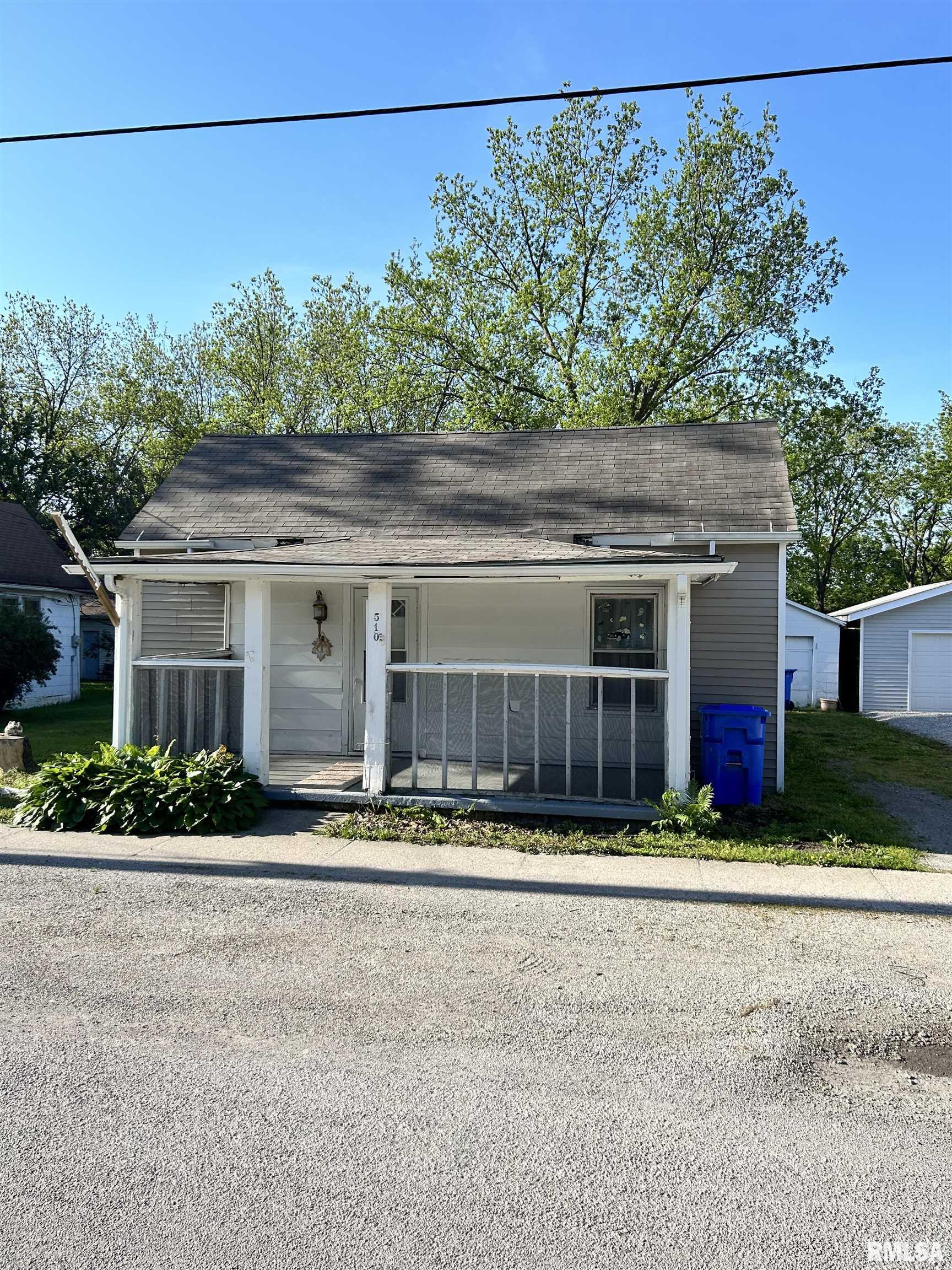 510 W WASHINGTON Street