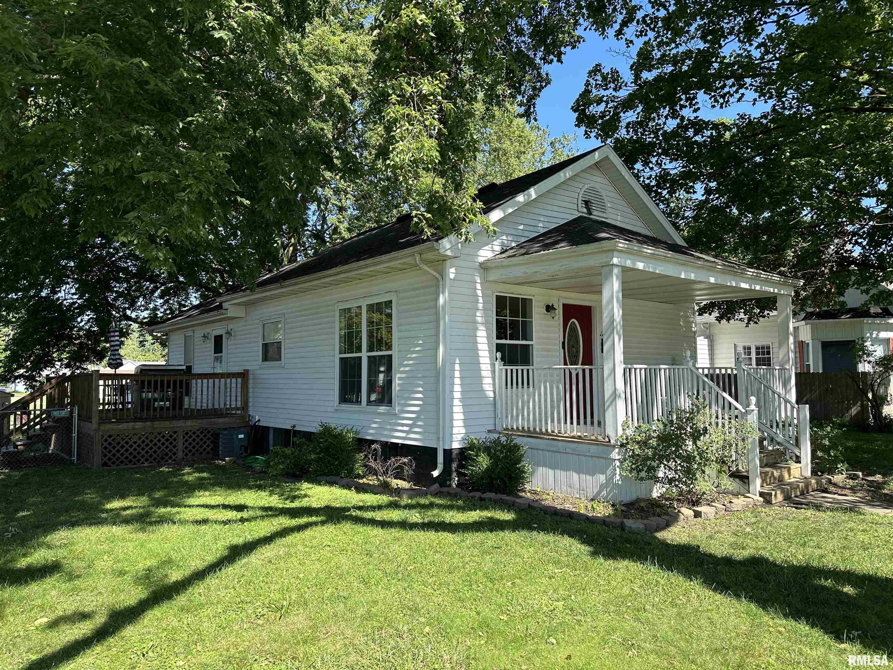 1117 N SPRINGFIELD Street