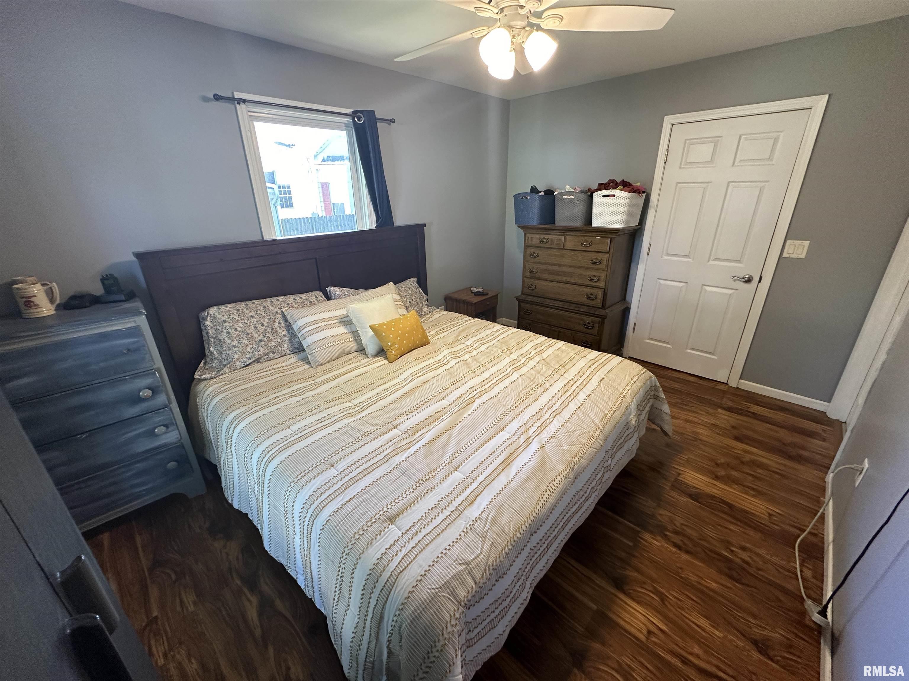 1117 N SPRINGFIELD Street