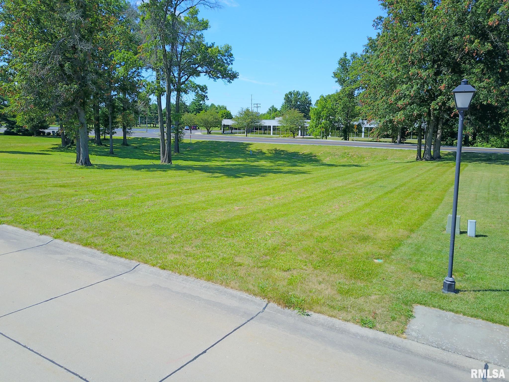 3 EASTLAND Court
