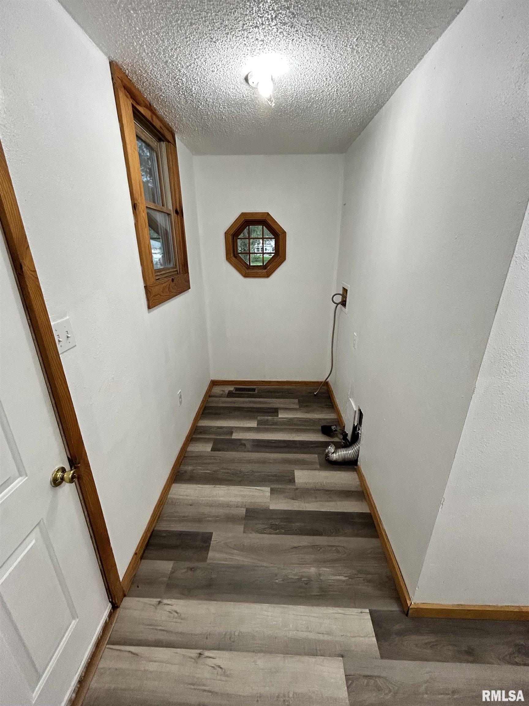 508 W JEFFERSON Street