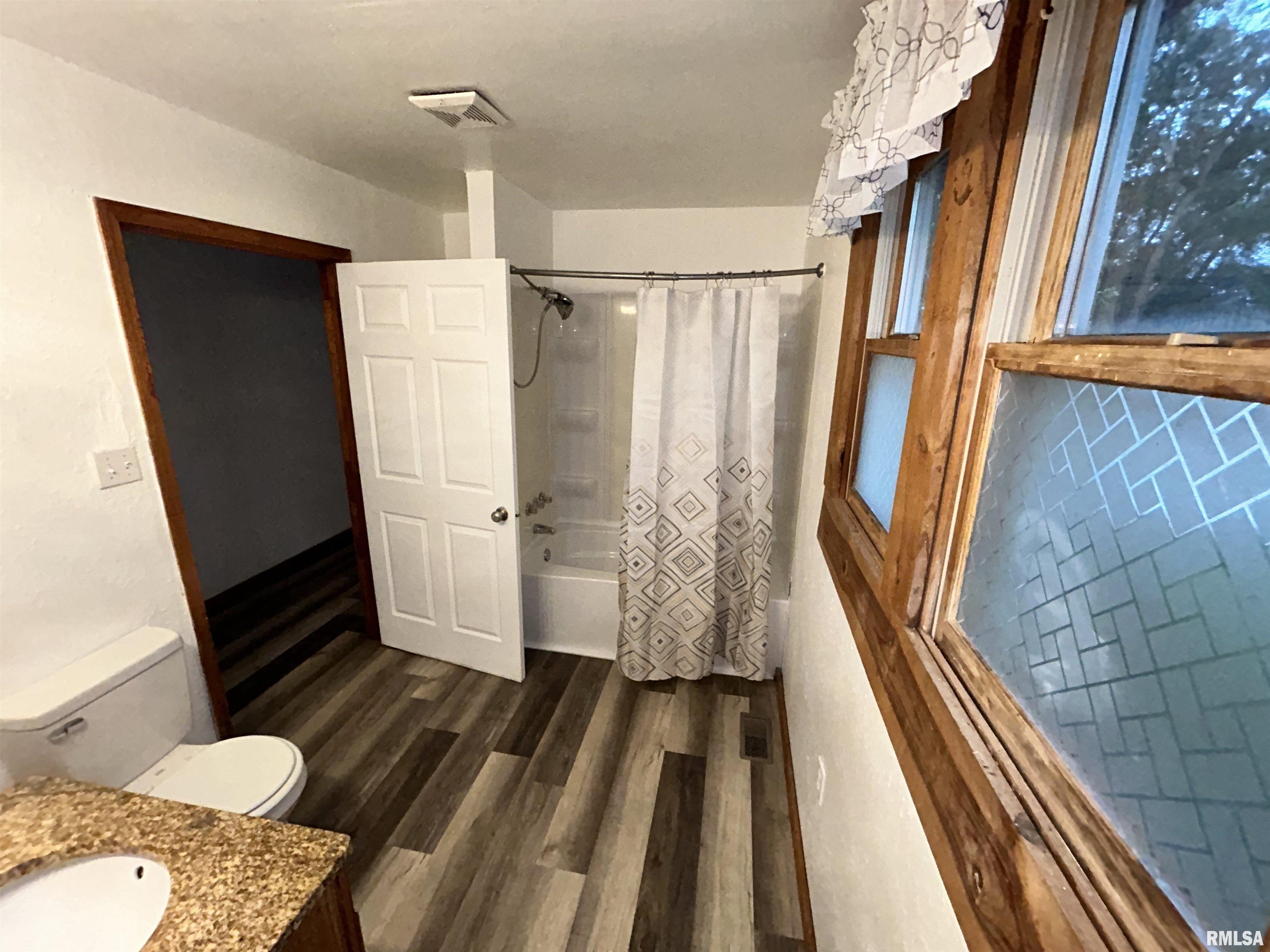 508 W JEFFERSON Street