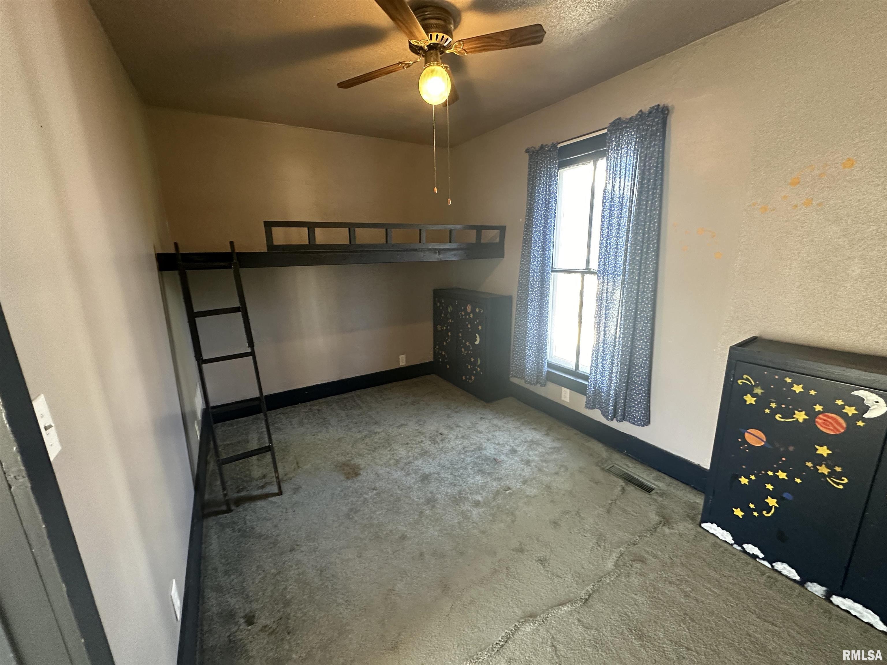 409 E 2ND SOUTH Street