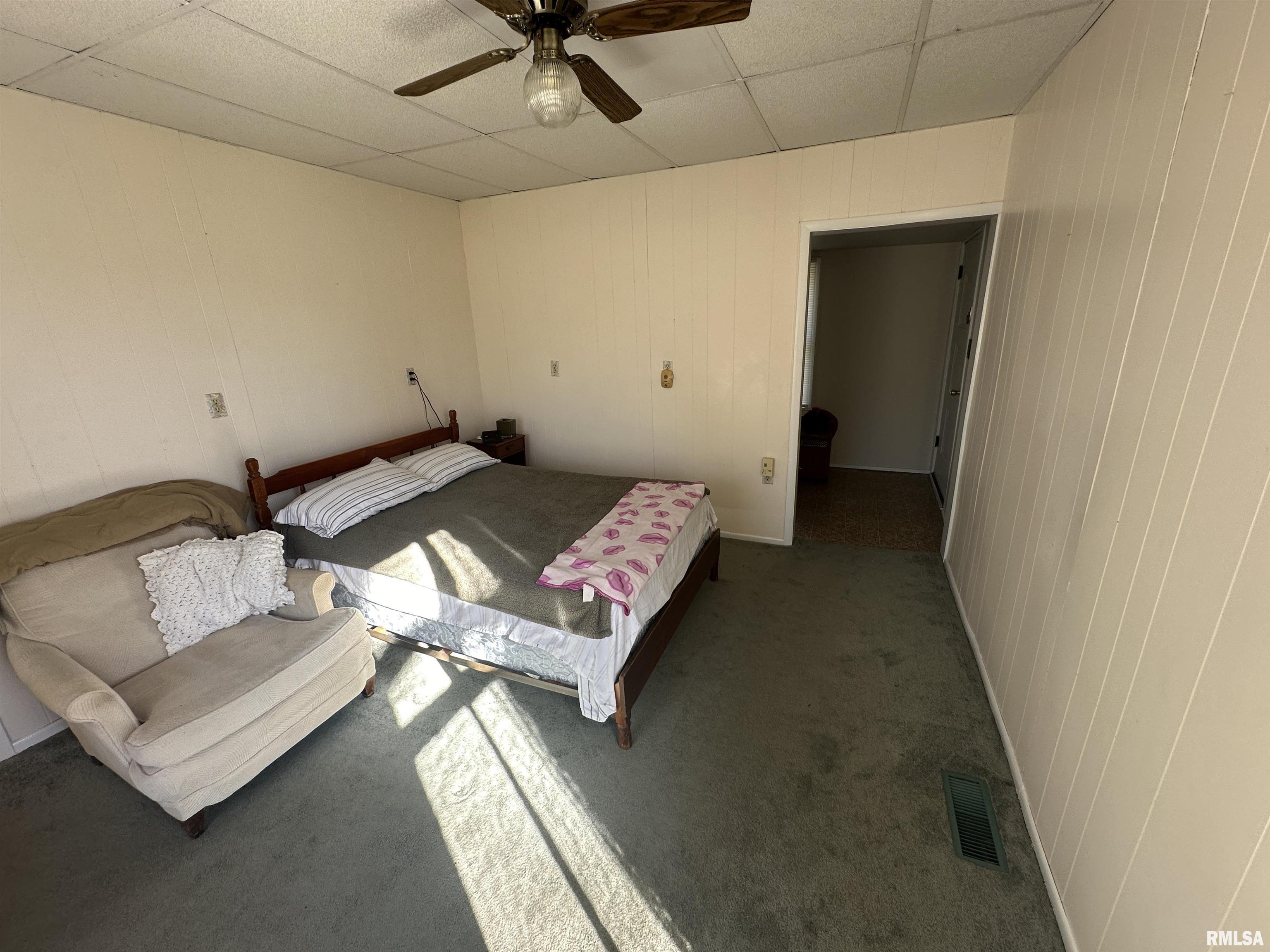 409 E 2ND SOUTH Street