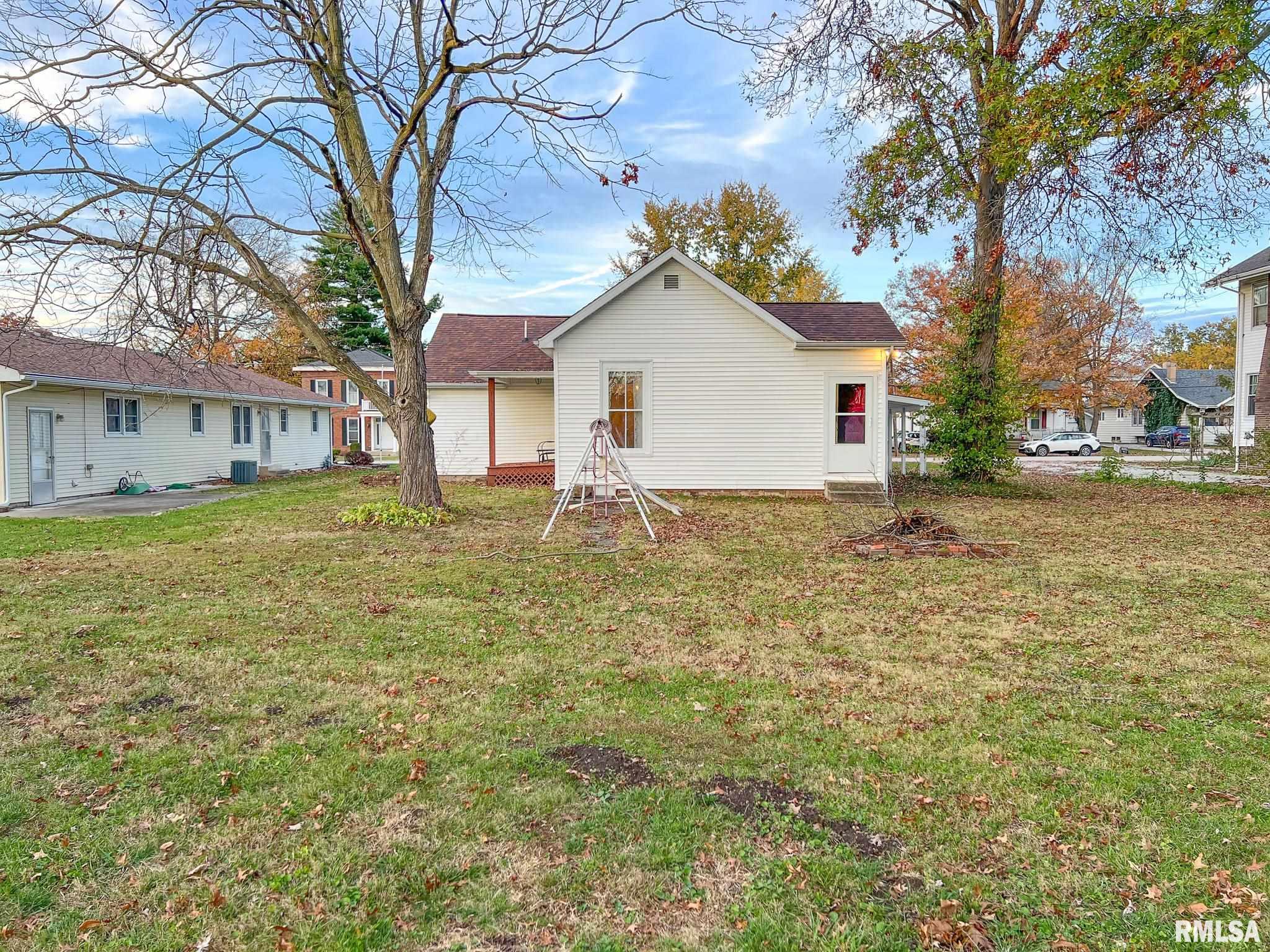 409 E 2ND SOUTH Street