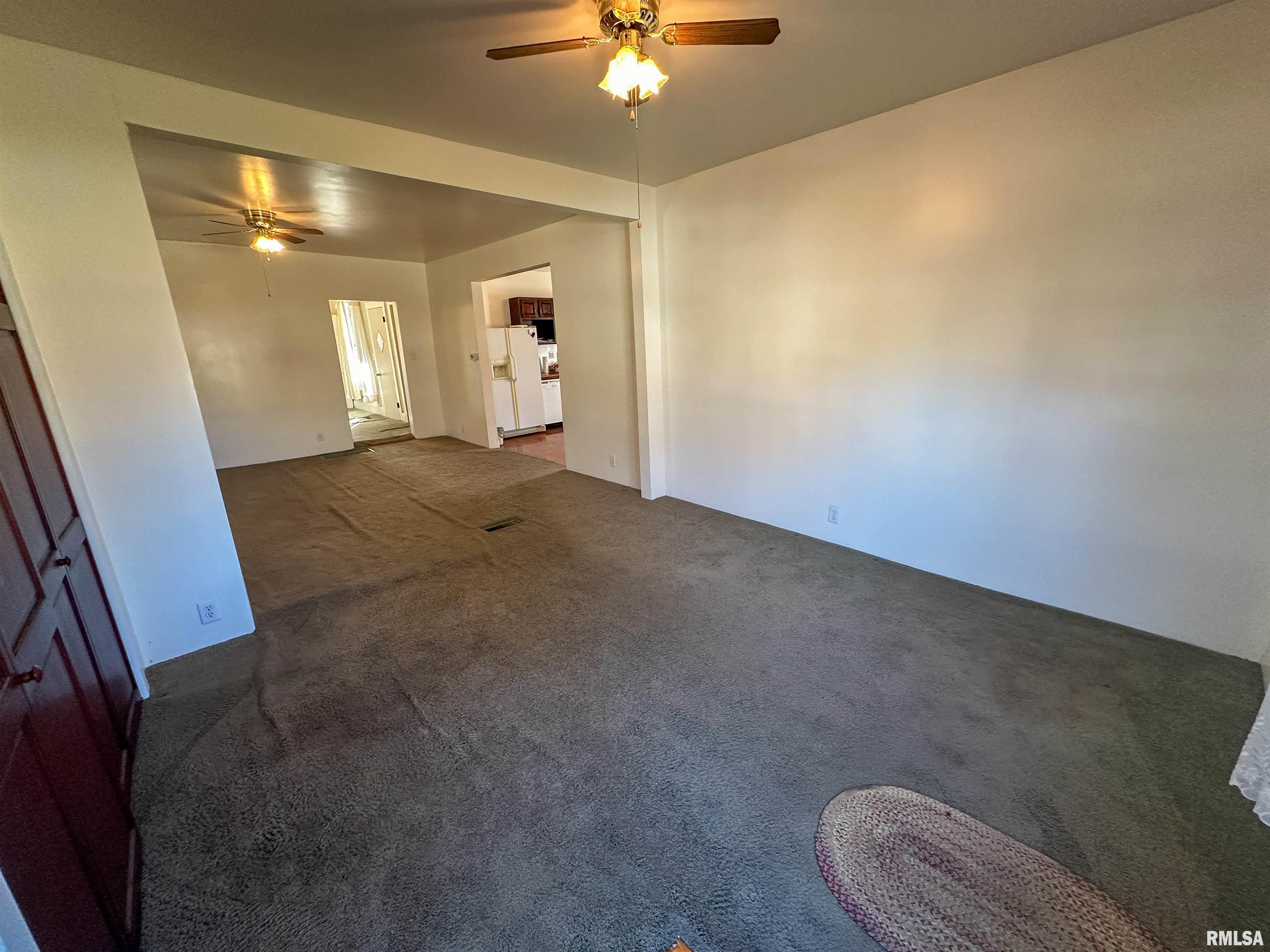 409 E 2ND SOUTH Street