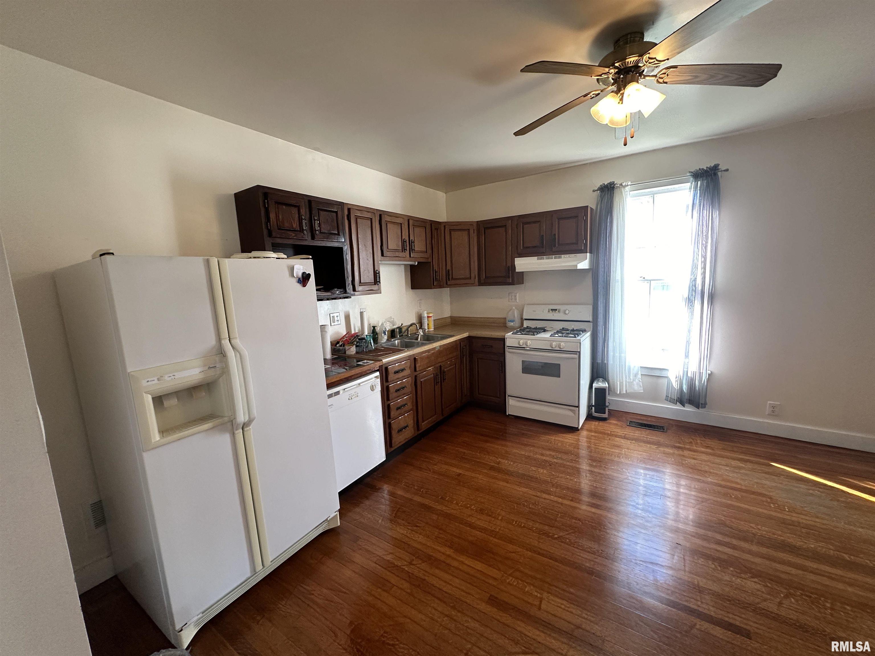 409 E 2ND SOUTH Street