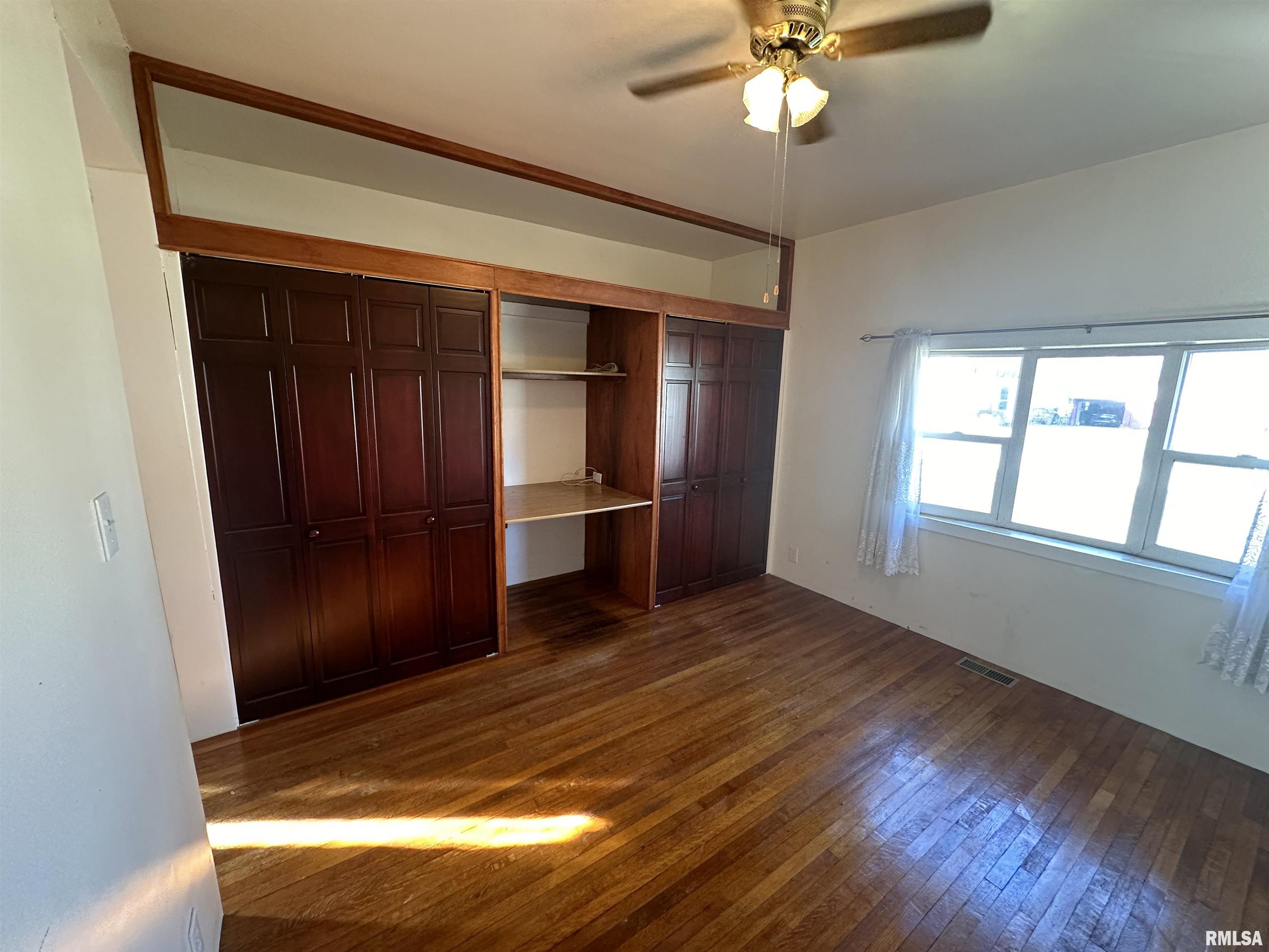 409 E 2ND SOUTH Street