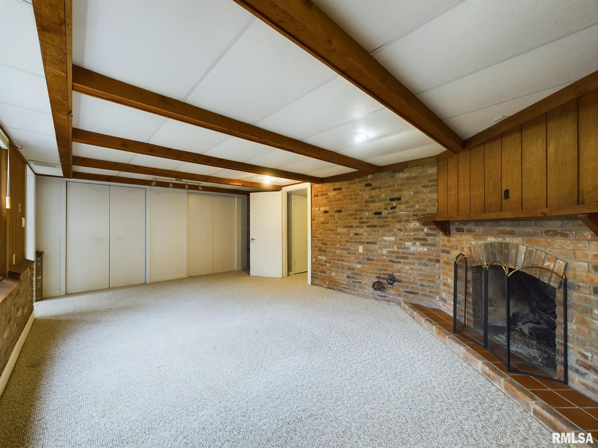 13985 HARRIS Road