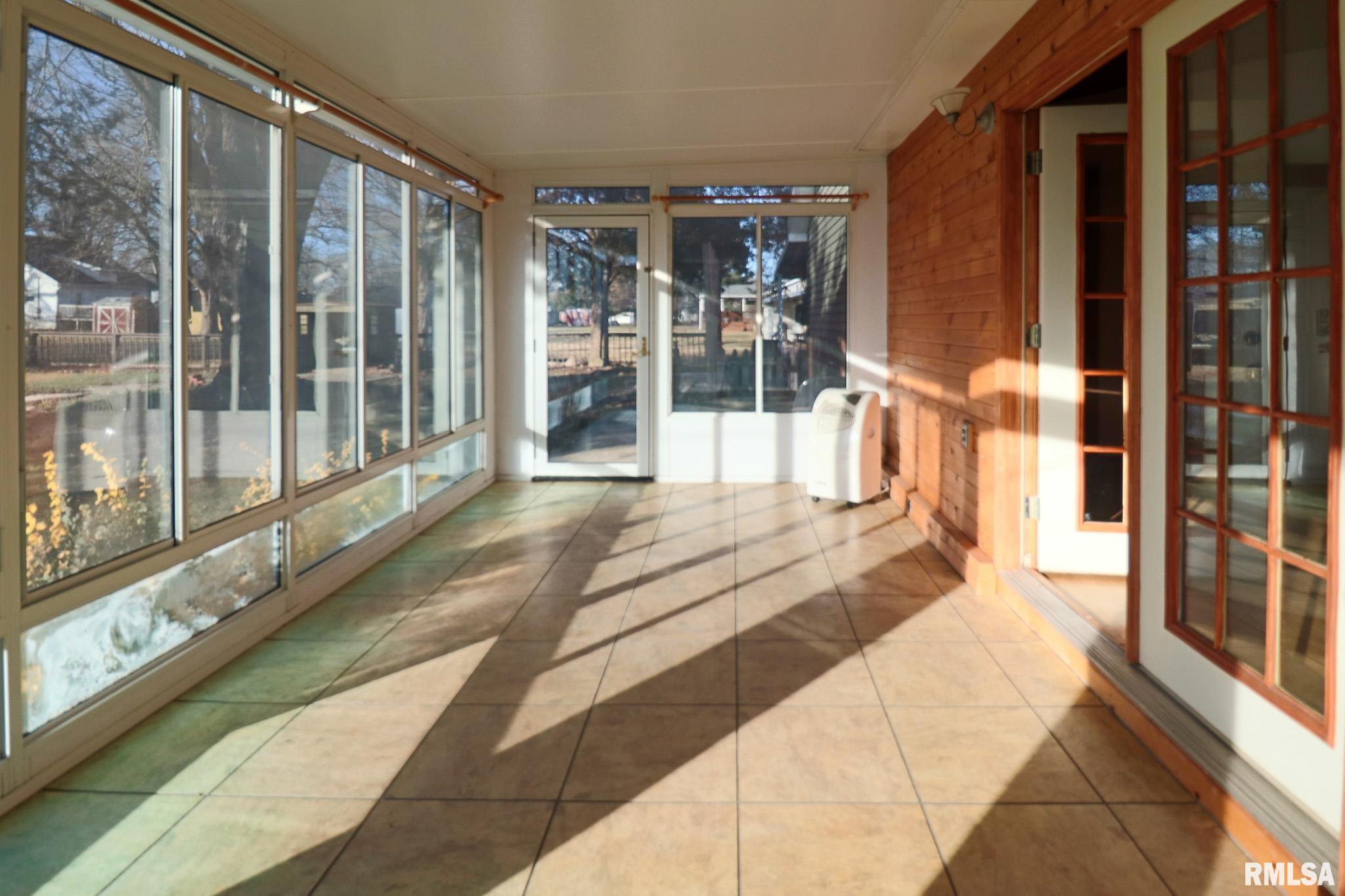 420 Minton Street