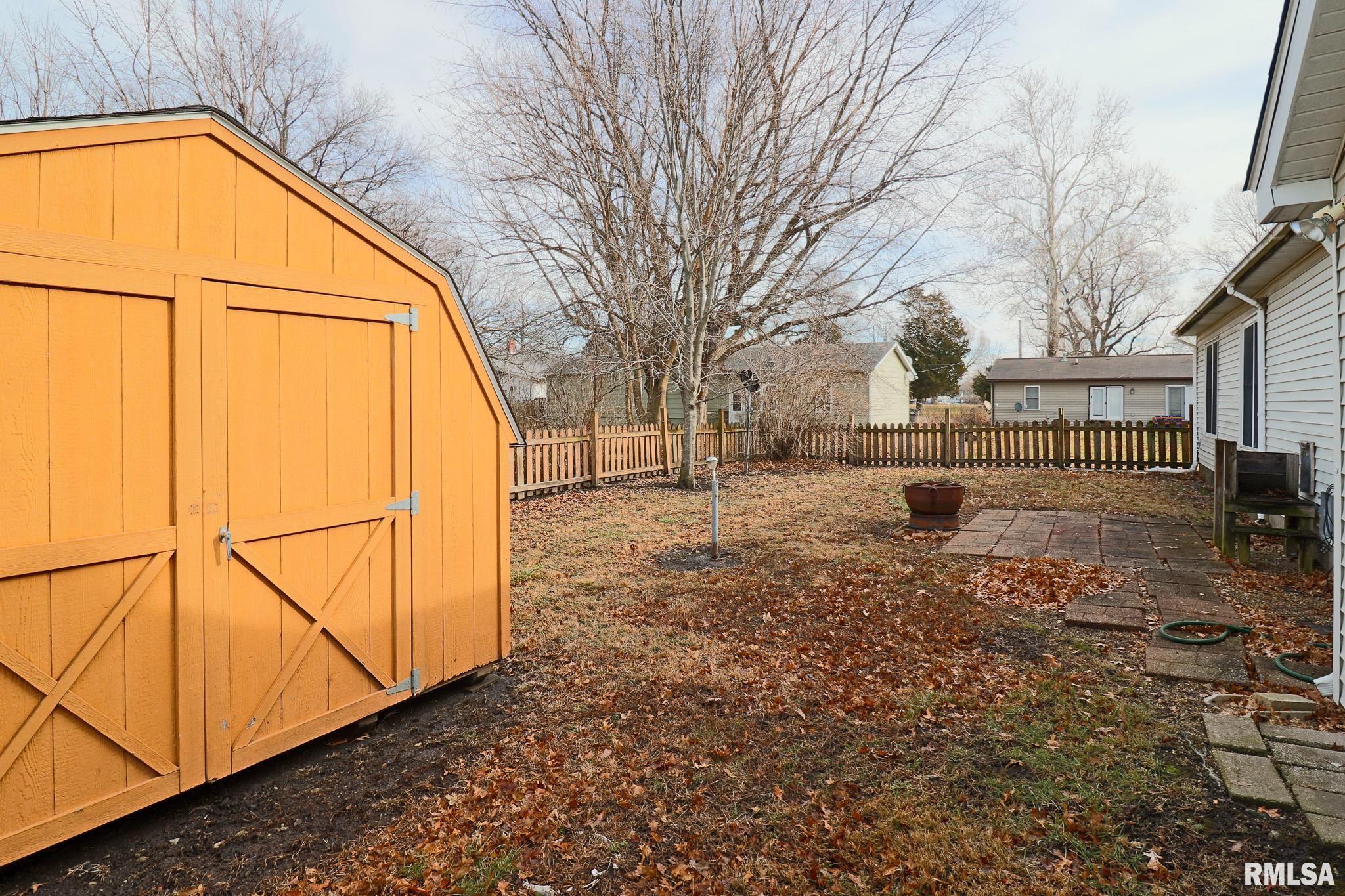 420 W BUCHANAN Street