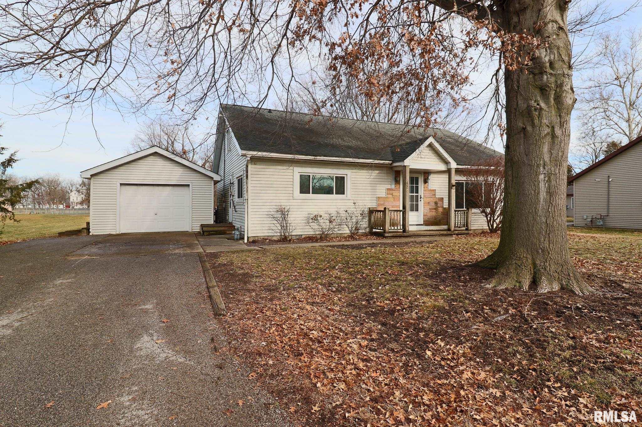 420 W BUCHANAN Street