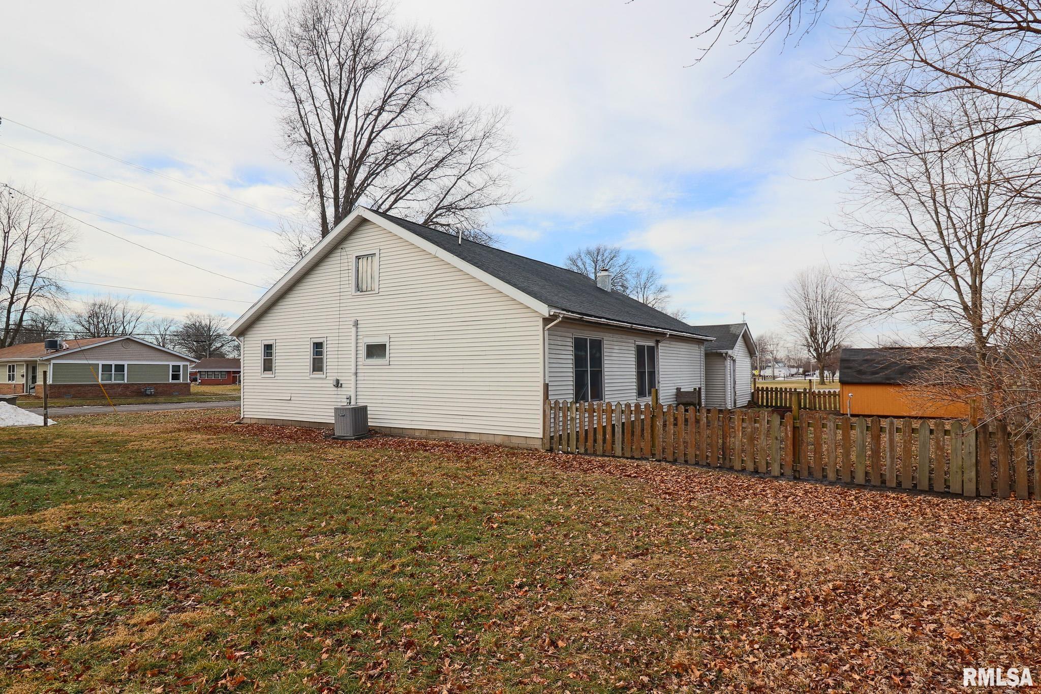 420 W BUCHANAN Street