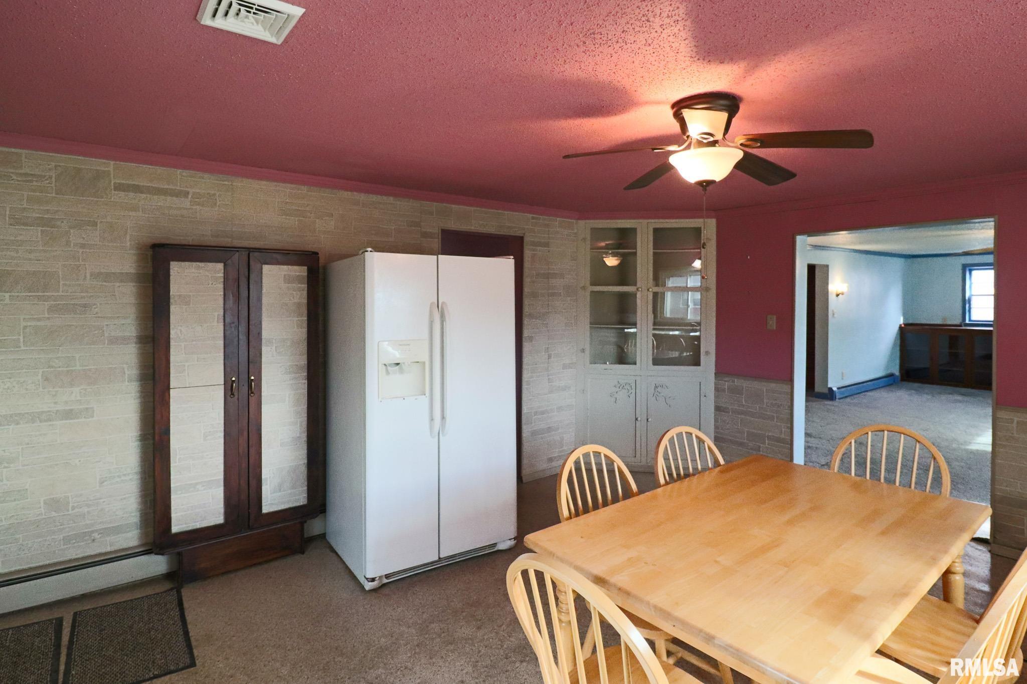 420 W BUCHANAN Street